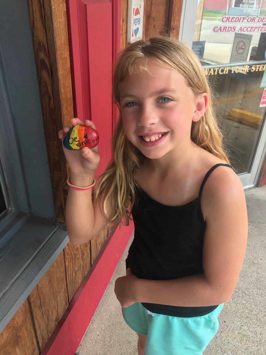Kindness continues to spread! Love seeing more of these! <a href="/MsBortolani/">Kaytlin Bortolani</a> <a href="/Kaselteen/">Kathleen Carlson</a> <a href="/BRN_Elementary/">Brown Elementary</a>  these kids are the seeds of joy in the world