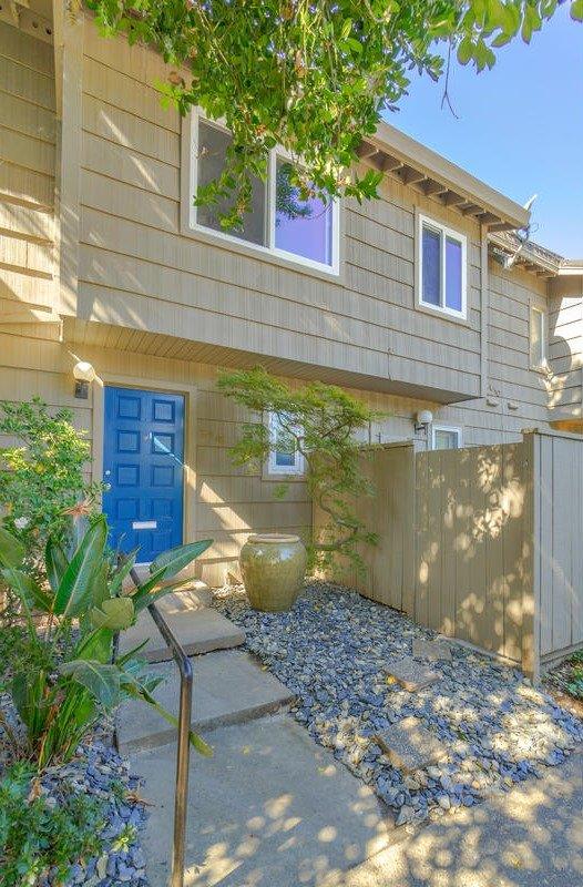 djsseriously's tweet photo. Imagine turning the key to open your beautiful new home. #beautifulhome #homesforsale  https://t.co/SY0XUYWrkj https://t.co/krs7G3pDnG