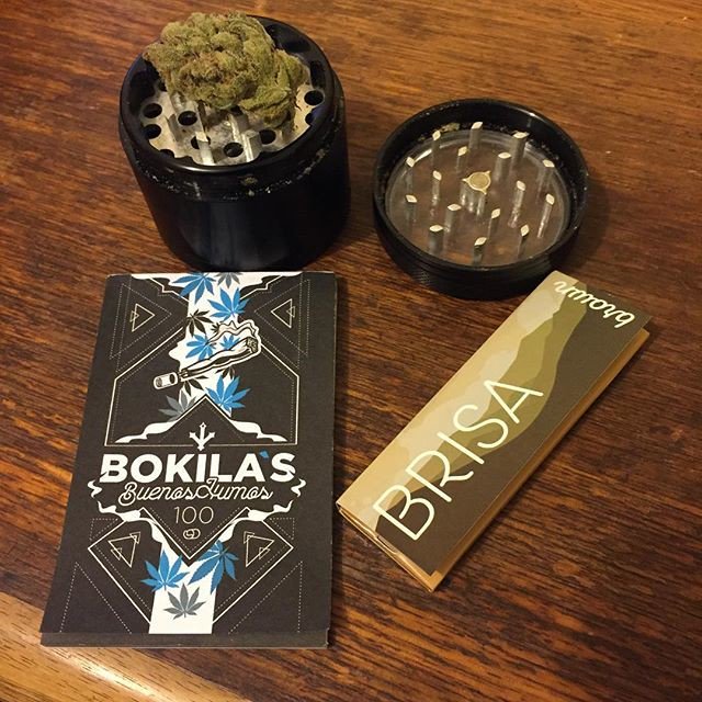Ganjly420's tweet photo. Reposting @jardinero.urbano:
Amnesia haze a la vena con mi bro.. aguante lo nacional @bokilas @brisachile 🌱❤️🙌🏽
.
.
.
#instaweed #weed #weedporn #weedstagram #cultivate #cultivasinmiedo #grow #chileweed  #chileverde #autocultivo #stgoverde #cannabis #420 #growyourown https://t.co/eBypL1mKeT