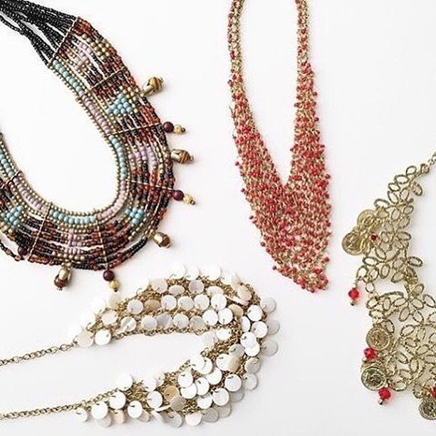 ShopNiirva's tweet photo. Decisions. Decisions.
.
.
.
.
.
#boho #bohostyle #inspiredstyle #shopniirva #niirva #style #instastyle #instafashion #fashion #ootd #aotd #fashionblogger #fblogger #stylechallenge #lookoftheday #outfitoftheday #dailylook #thatsdarling #aboutalook #bestof… https://t.co/FqRJMrSKXH https://t.co/SSLzyPj07i
