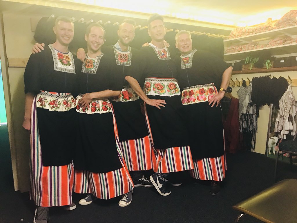 Het was nog lang onrustig in de kelder in Volendam. <a href="/lammert/">Lammert de Bruin</a> <a href="/bartbos/">bartbos</a> @DonRoelofsen @ZegMaarCJ <a href="/makamphorst/">Martijn Kamphorst</a>