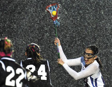 There’s only one thing more fun than playing lacrosse...playing lacrosse in the rain! So, yes, we are still hosting our LAX 101 mini-clinic and Fall Skills Session today, come rain or shine. (Wear your old tennis shoes tho 😉). See you at 2 @ ONW. #ladyravenslacrosse