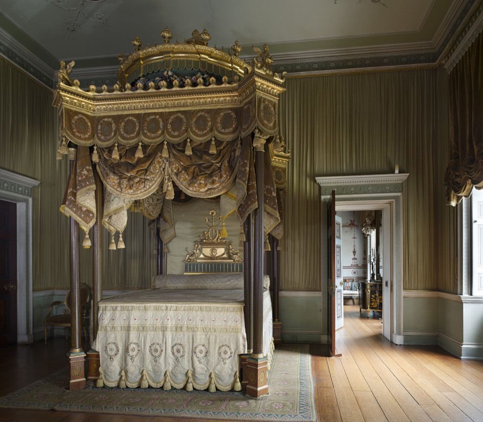 Chimni_Wiki's tweet image. Osterley House was described by Horace Walpole as 'the palace of palaces'.  Created in the late 18thC by Robert Adam for the Child family, it is a gorgeous Regency period Classical square,  presented as it would have looked in the 1780s. #WestLondon #HouseMuseums