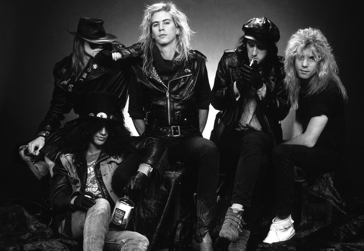 #axlrose #stevenadler #duffmckagan  #izzystradlin #slash #gunsnroses