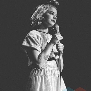 LoveSupportMel's tweet photo. Most artists create music to get famous/successful. @MelanieLBBH does it cause she love making music/art. Melanie is focused more on her work than she is about the accolades. It's one reason why I love her #MelanieMartinez https://t.co/I1VSBenAi2