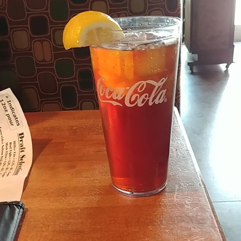 bigbandjohn's tweet photo. Chillin 4 lunch @RuckusPizza @getStealz https://t.co/J9w26wXlP9