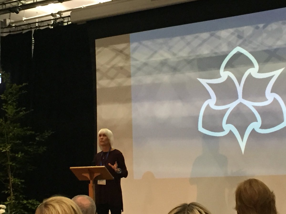 RichardSmithELT's tweet photo. Changing of the guard! Outgoing chair of @__BAAL @TessF10 introduces new committee members and is thanked by incoming chair, Dawn Knight #baal2018 https://t.co/ZYprIlCt9P