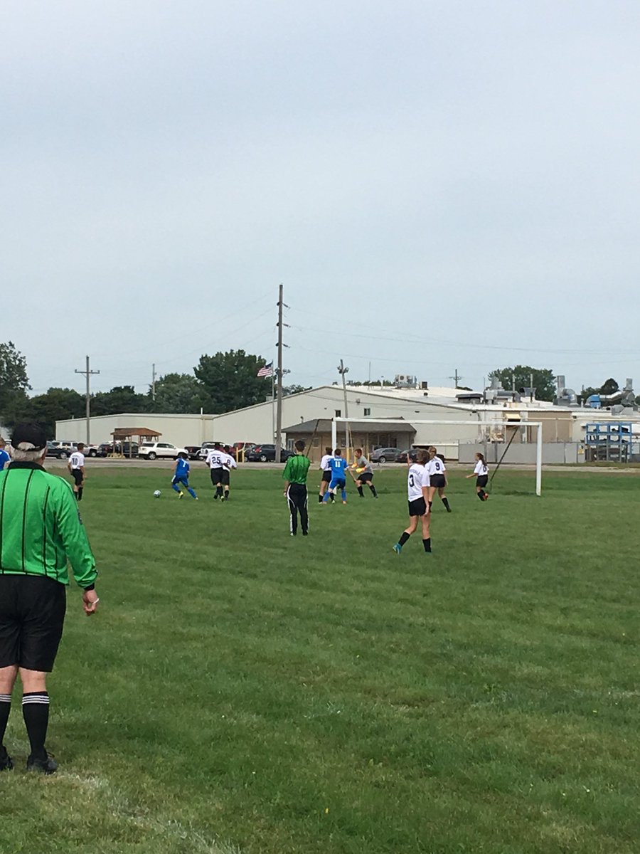 Behind Regan Walston’s @regwalston hat trick and great defense from Josh Ibarra and solid goalkeeping from <a href="/logan_lotto/">Logan Otto</a> Riverdale comes back from 3-1 to win 4-3 @ Fulton Unity.
<a href="/QCTsports/">QCT Sports</a> <a href="/Sports_DA/">The Dispatch / Argus Sports</a> <a href="/JoeyDonia/">Joey Donia - KWQC</a> @Skubie3Mageza <a href="/kuff_sports/">Kory Kuffler</a>