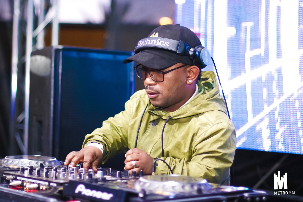 METROFMSA's tweet image. .@DJFinzo gave the people what they want
#SpringJumpOffCookOut