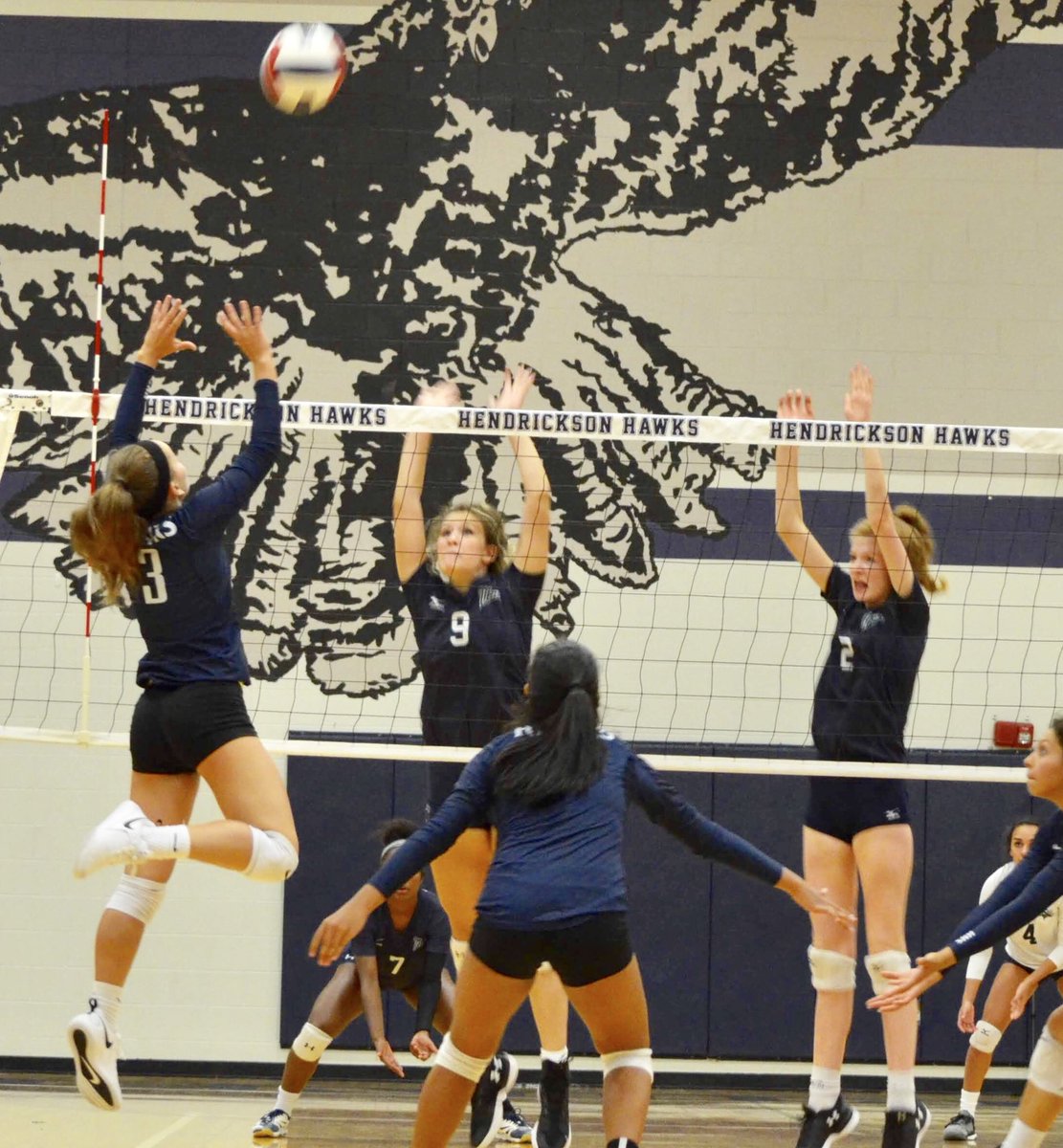 KMACandHeating's tweet image. Hendrickson Hawks vs. McNeil Jr. Varsity Volleyball #MoodyGirls
@HHSHawkVball @HHS_hawknation 
@PfISDAthletics 
#HawkYeah 
@kmacsports 
@HHSCO2021 
@varsity_news 
@CarrieSulak1 
@jensennmoody 
@Moody_1235 
@jazmine_mason04
@HHS_HypeCrew