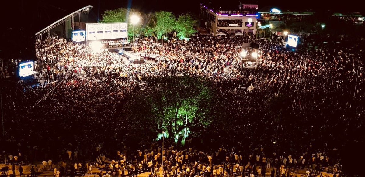 koochyy93's tweet photo. Manzaru varah saafu #JazeeraaRaajje #InsaafgeMagah #IbuFaisail20182⃣ https://t.co/wHXLK9S3uZ
