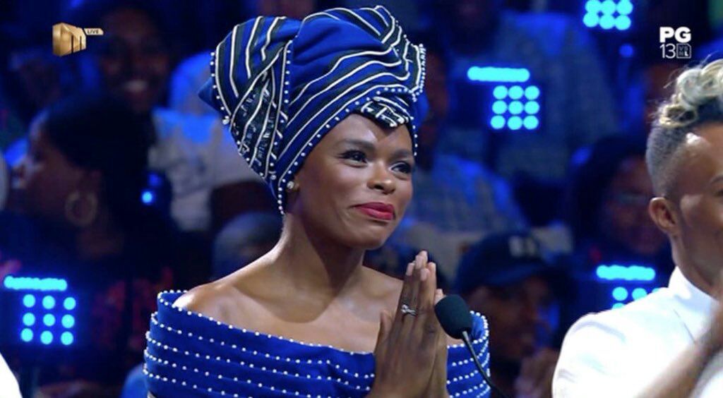 Bacieytsana's tweet photo. #BuildYourPartnerBy Defending  Her/Him in public and correcting Her/Him in private https://t.co/EzGvhAEhoN