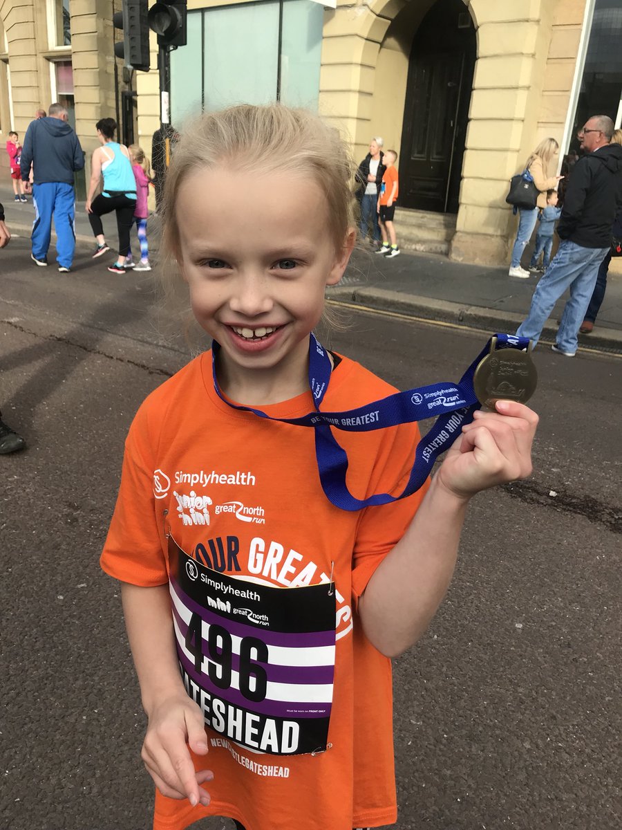 fell_lisa's tweet image. So proud of these two! mini North Run and Junior North Run done! Just the big one to go tomorrow! Bring on the Great North Run! Love this weekend so much! #family #greatnorthrun #amazingweekend #running @Great_Run