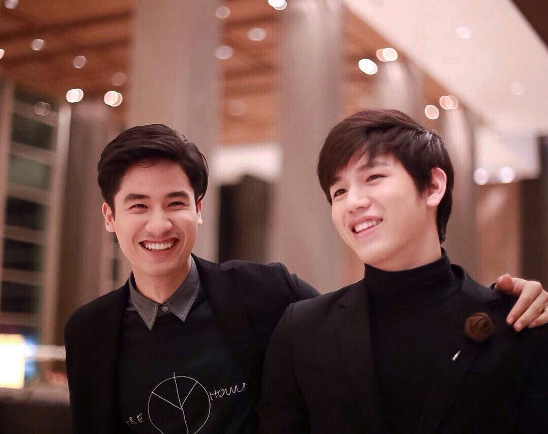 Throwback: TayNew Matching Pics Series newwiee (IG) 031516tawan_v (IG) 032716 #TayNew  #Tawan_V  #Newwiee  #Newwiee_TayTawan  #polca  #เตนิว  #โพก้า