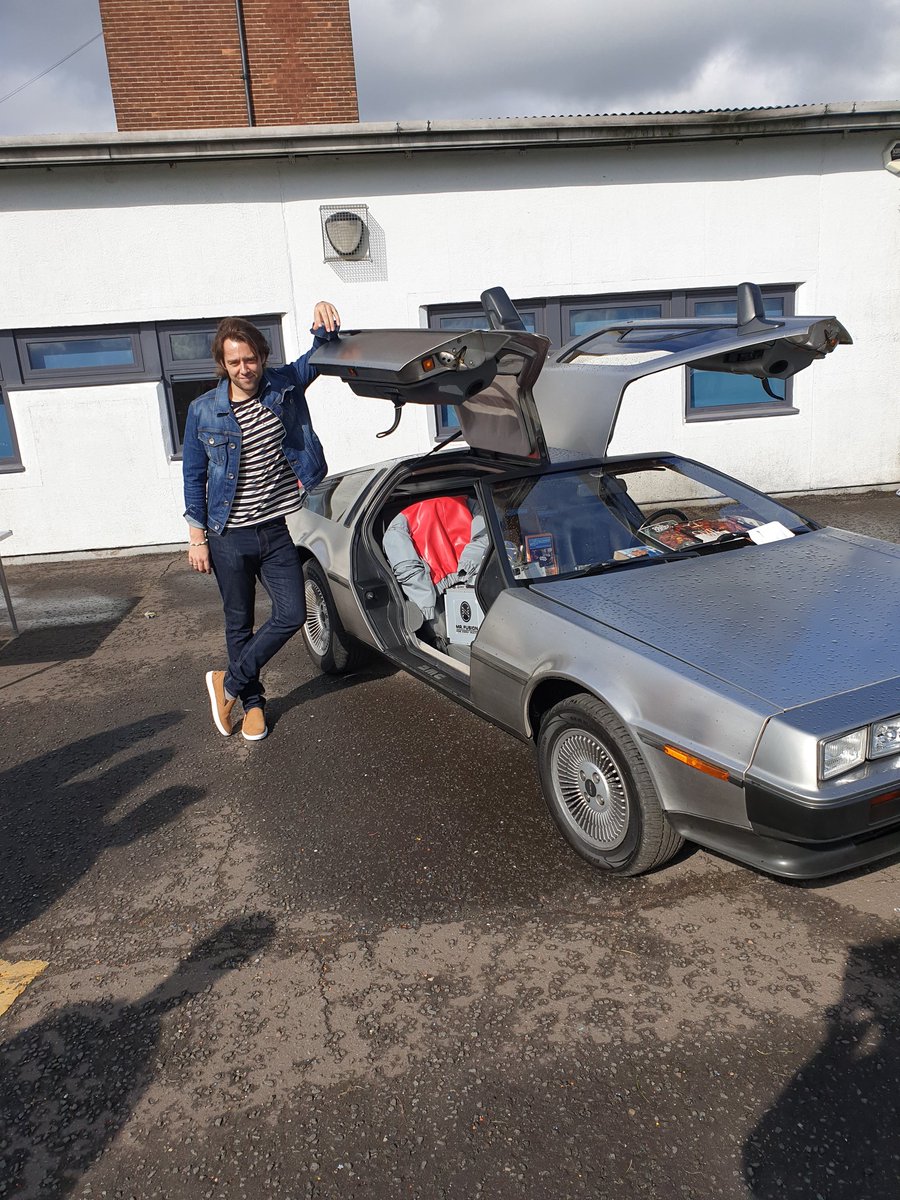 RikRankin's tweet image. Just nipping back to the 80s real quick. Anyone need anything?!