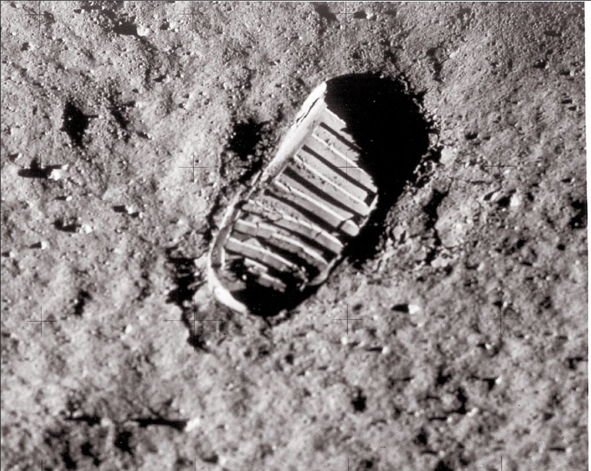 MichaelGalanin's tweet photo. 'Don’t tell me the sky is the limit, When there are Footprints on the Moon' - Brandt Paul https://t.co/G6inD2PNxO