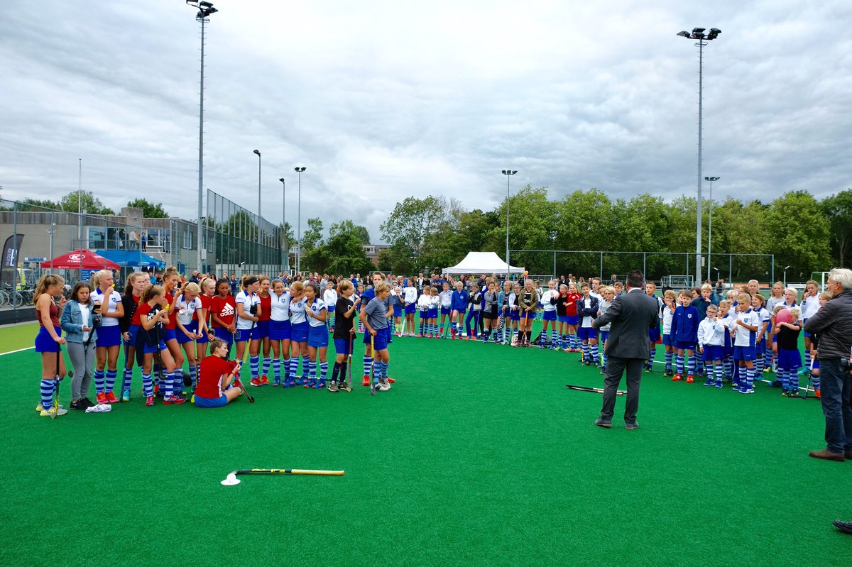 Opening van het waterveld bij de Mixed Hockey Club Purmerend.