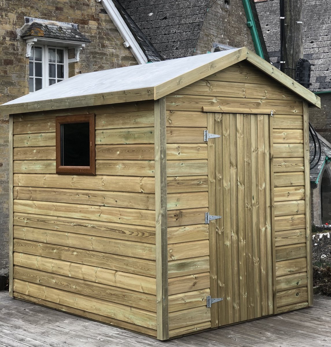 AshwinsofLooe's tweet image. #newshed #display #Barcelona #Looe
