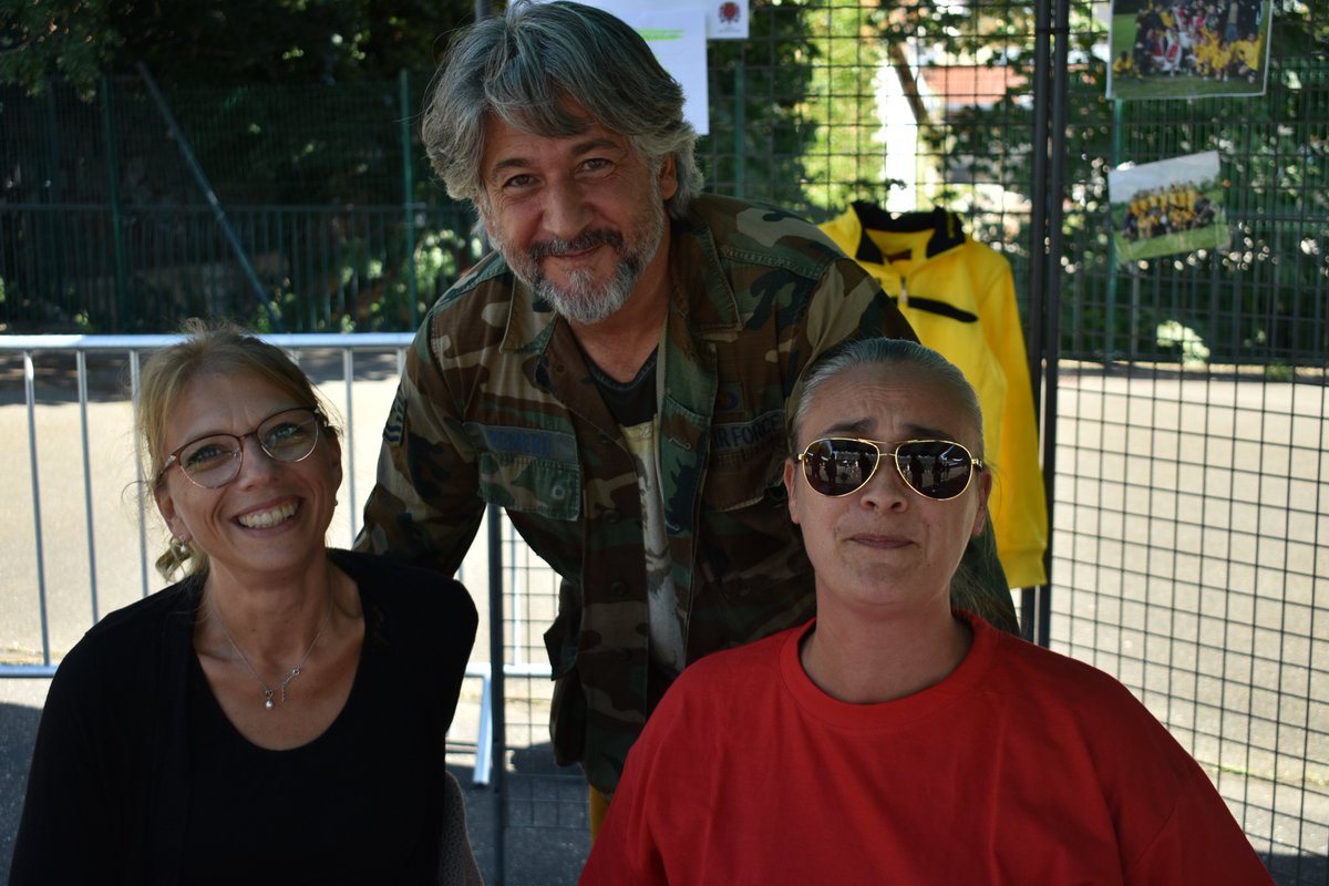 cyvincent04's tweet photo. bonjour a tous 

je vous présente le forum du sport qui a eu lieux au Gymnase Joliot-Curie à Saint-Ouen (93) ou différente association sportive on participé notamment USMA football, Red star rugby..... https://t.co/PPvpEvvxc3