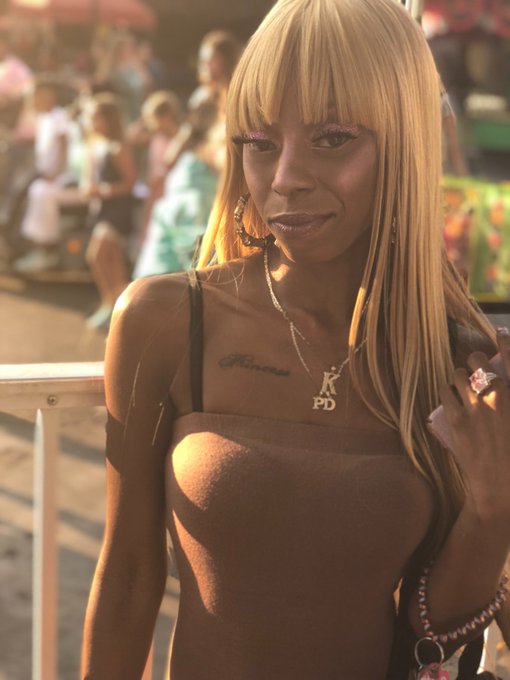 Pix from my bday 🙄Great America, I&rsquo;m just a big ass kid with a huge sex drive and great Blow Jobs (kinda<a href="/tag/picstore"class="tags"><span>#picstore</span></a>