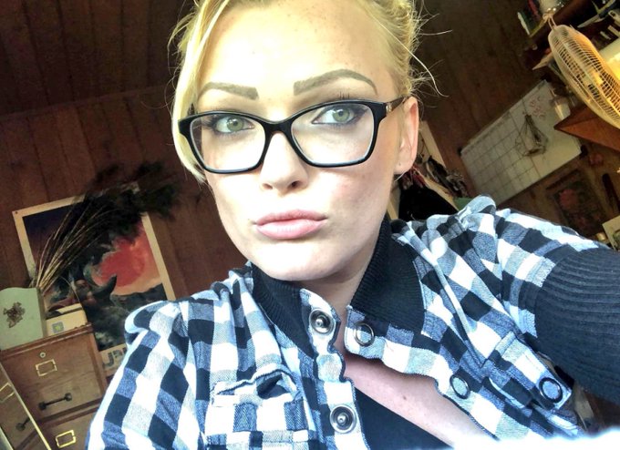 Happy Saturday to my followers 😘 https://t.co/OdjcnNtgWj<a href="/tag/me"class="tags"><span>#me</span></a><a href="/tag/silly"class="tags"><span>#silly</span></a>