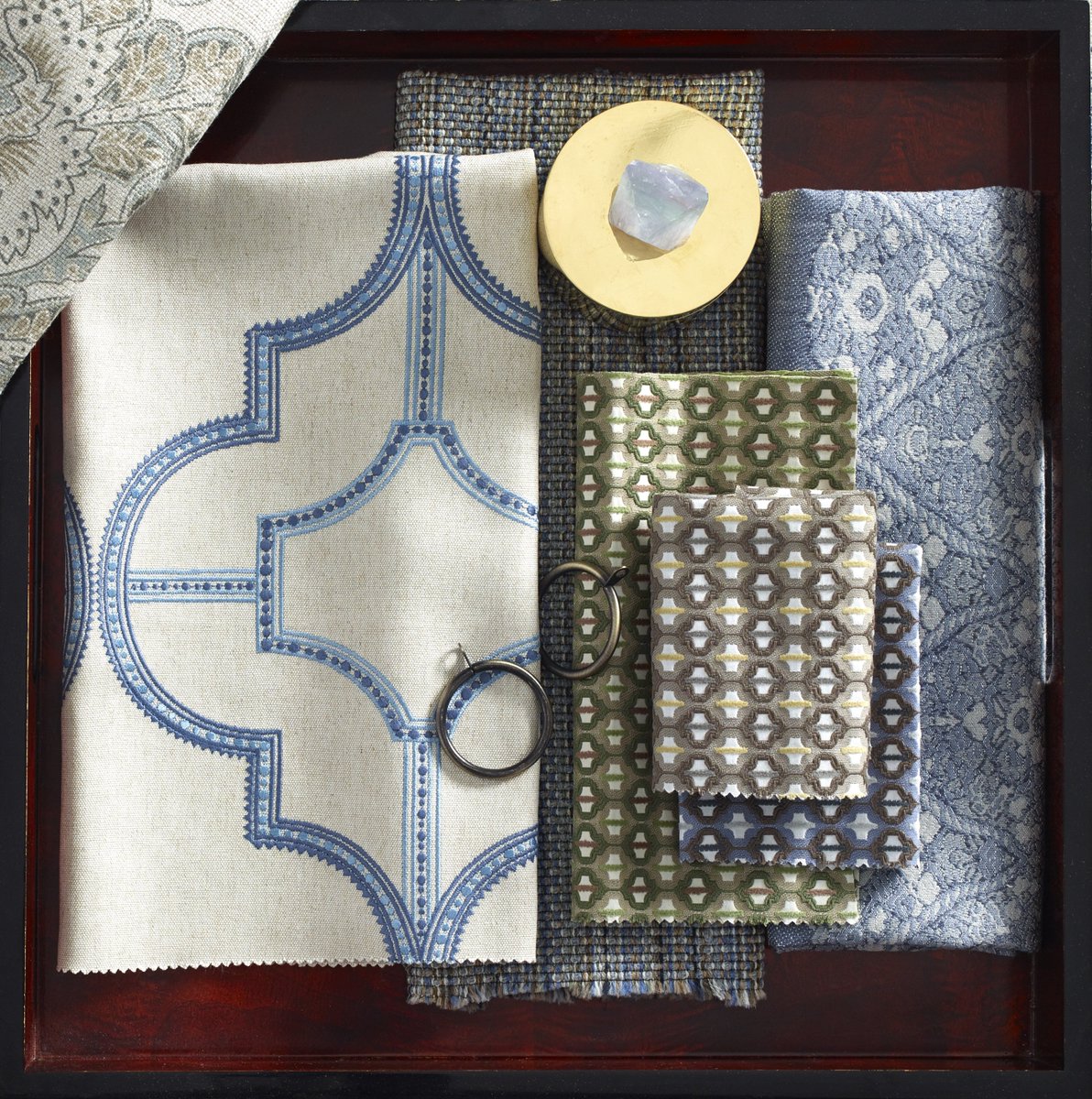 Kravet's tweet photo. A balanced mix of grand and small-scale patterns, checks, stripes, and solid textures. https://t.co/y9Oa8k5Jlm #WellSuitedCollection #DavidPhoenixForKravet #InstaKravet @DavidPhoenix https://t.co/ovv36dNA47