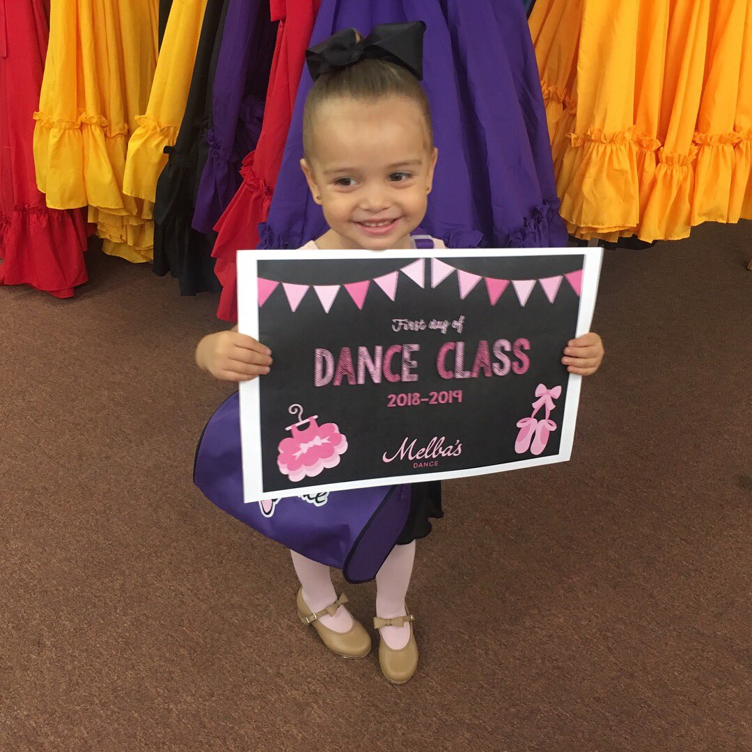 amaworsham's tweet photo. Today, we danced and we loved it! @_michellelee12 @er_garza252 @melbasdance #dancelikeamelbasgirl #melbasdance #day1 https://t.co/NYxlaISVTq