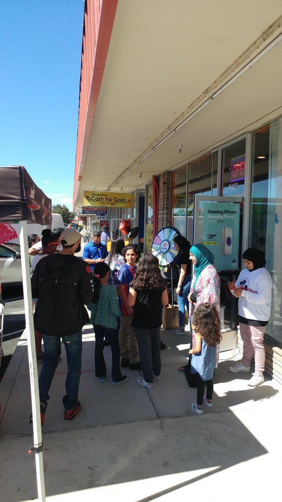 Payless Wireless - Hesperian-  Grand Opening weekend!! <a href="/KarlaOre17/">Karla Ore</a> @MarcecoSheryl  <a href="/CastroTuia/">Ericka Castro-Tuia</a> <a href="/AixaBayArea_SPG/">Aixa Reynolds</a>