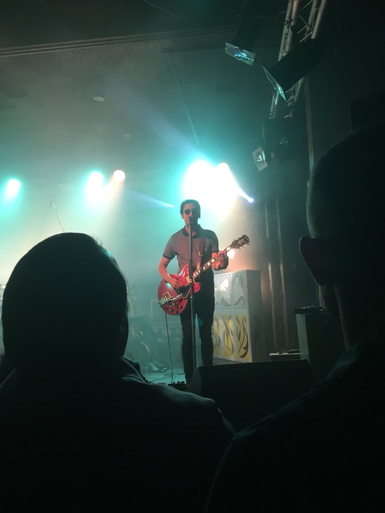 IndigosRainbow's tweet photo. Thank you @oasish it was one hell of a gig for @aSillyLittleMan and his birthday https://t.co/IZ8iQwLOFc