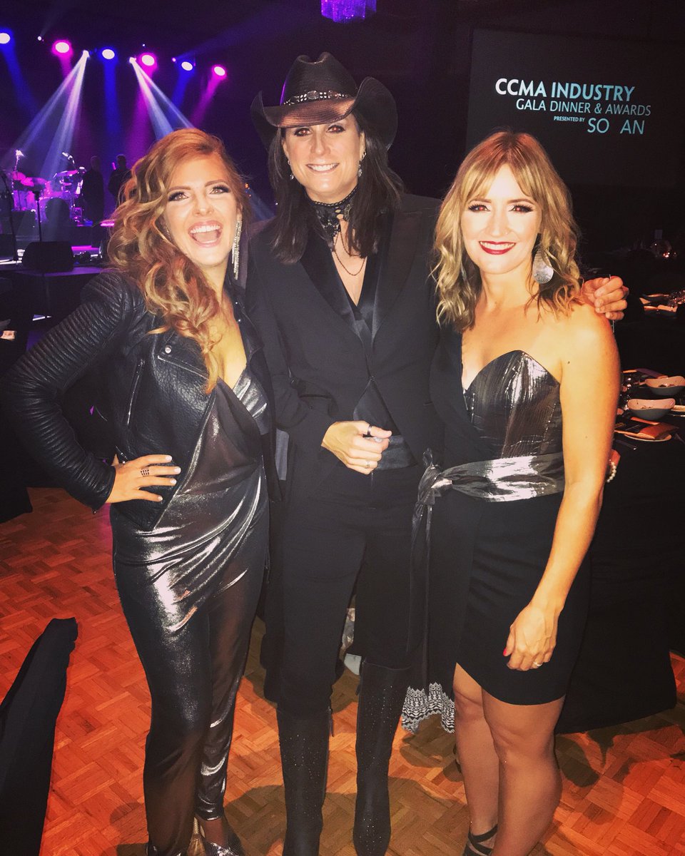 Congrats to our dear friend (+ Ali’s former boss!) <a href="/TerriClarkMusic/">Terri Clark</a> on her induction into the <a href="/ccmaofficial/">CCMA</a> Hall of Fame tonight. So excited to be here to celebrate this special moment in the career of a woman and a Canadian legend who deserves this so freaking much! ❤️🥂🎉