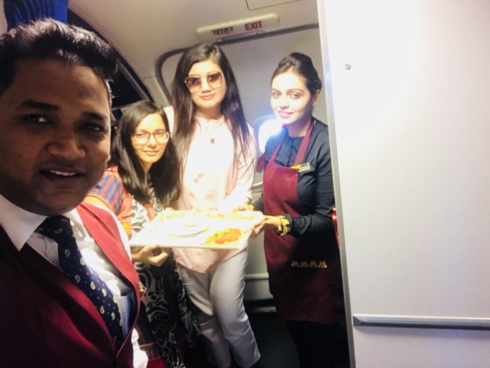PinkzDas's tweet photo. Really amazed with the Warm Indian Hospitality @jetairways #9w273 flight. Thanks for the wonderful gesture which i will never forget. https://t.co/ZIdtDMkXbZ