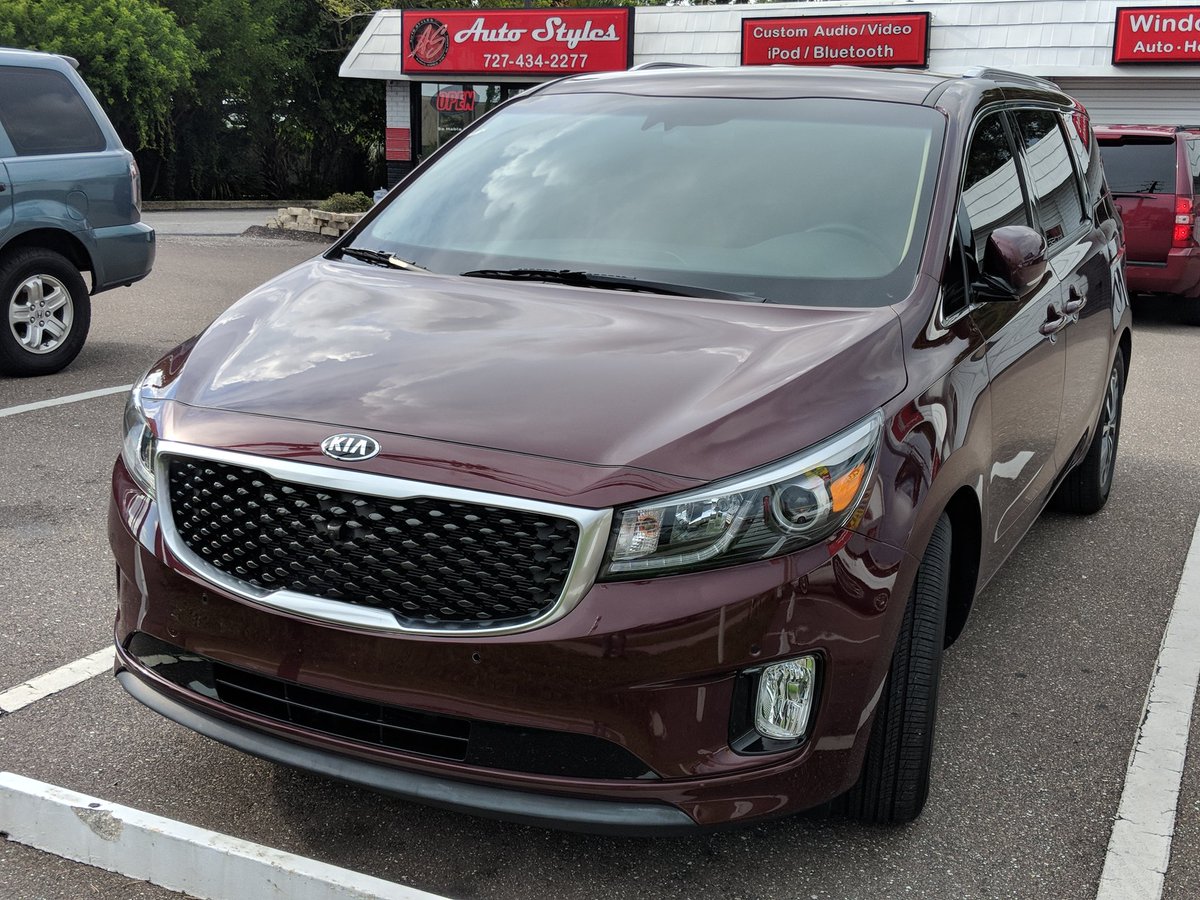 AutoStylesInc's tweet photo. This customer brought in their 2017 Kia Sedona for complete vehicle window tinting as well as a hidden sub, box & amp.
#AutoStyles #kia #bmw #toyota #honda #hyundai #ford #nissan #audi #mercedes #car #lexus #mazda #jeep #ferrari #porsche #lamborghini #cars #fiat #volkswagen https://t.co/bTC4jyTJcC