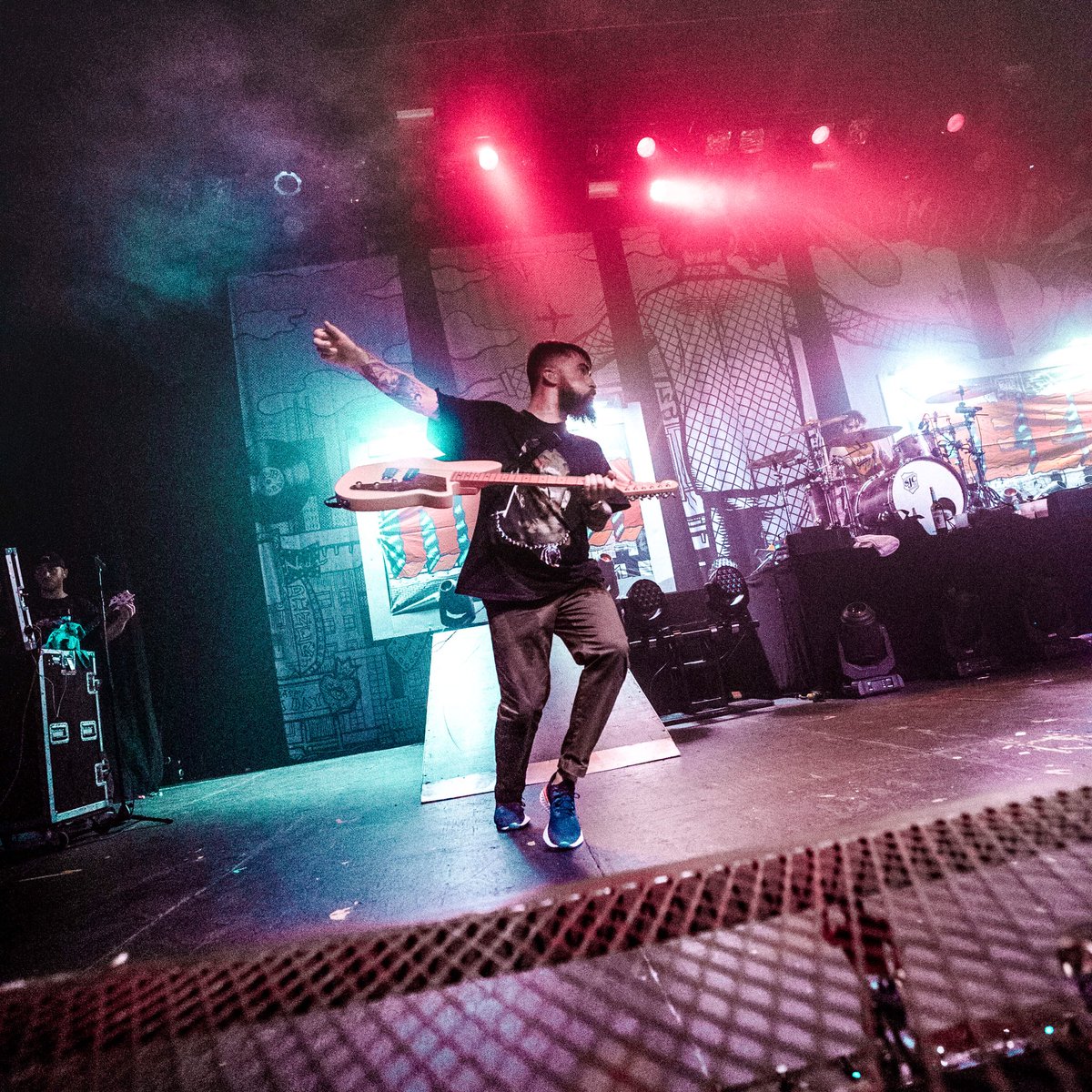 Ventura, CA. Thanks for a wild show! Las Vegas tonight baby
📸: <a href="/ChrisBlockd/">Chris</a>