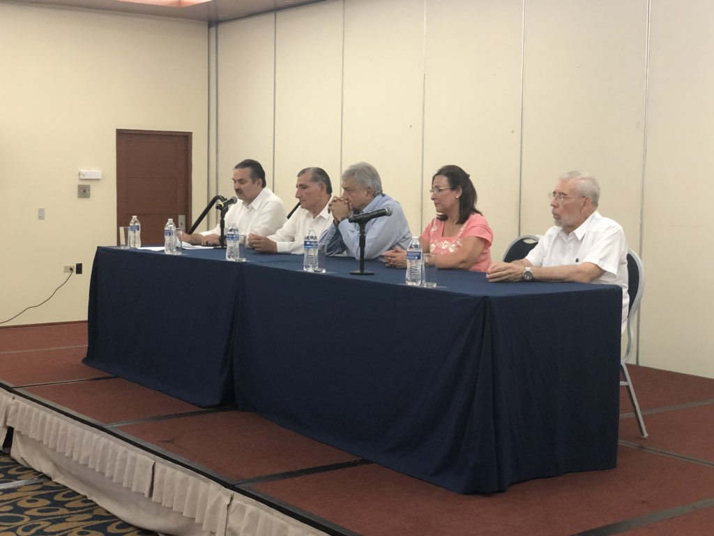 enmerka's tweet photo. Agradezco mucha la atención prestada en la primera sección permanente #sectorenergía mexicano y sobre todo agradezco la integración de nuestra agrupación @oilgasalliance gracias al señor presidente electo @lopezobrador_ y a su equipo @rocionahle @Octavio_morena @adan_augusto https://t.co/cPH9z8cWRa