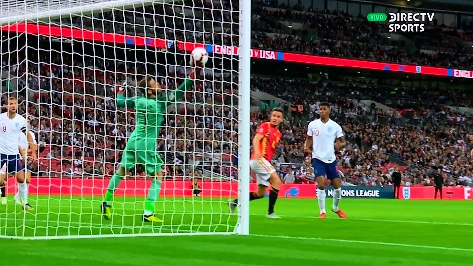 RubenPinzonHdez's tweet photo. Atajadón de De Gea!! Se salva España. #UEFANationsLeague #ENGESP🏴󠁧󠁢󠁥󠁮󠁧󠁿🇪🇸 #FútbolEnDIRECTV #NationsLeague #INGESP https://t.co/xsC6WCQixP