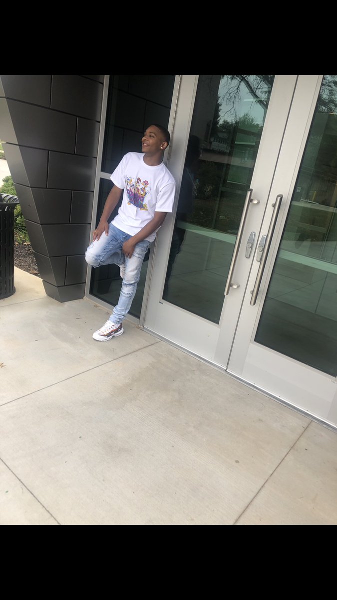 stackwithdj's tweet image. They watching every move I make 👾, I guess I’m setting trends ❕