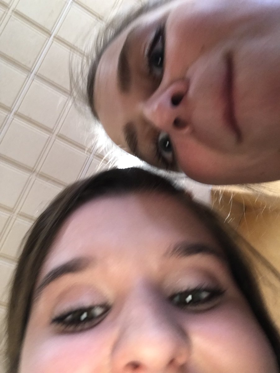dollison_drew's tweet photo. #hacked #gotcha #superiorsibling #favoritechildren #firstandsecondbest #gohawks #danceintherain #buttcheeto #125maindishesthatincludecheese #casadelago #nicksbummed #aspenmichaelbubba https://t.co/4VpSWSLHjE