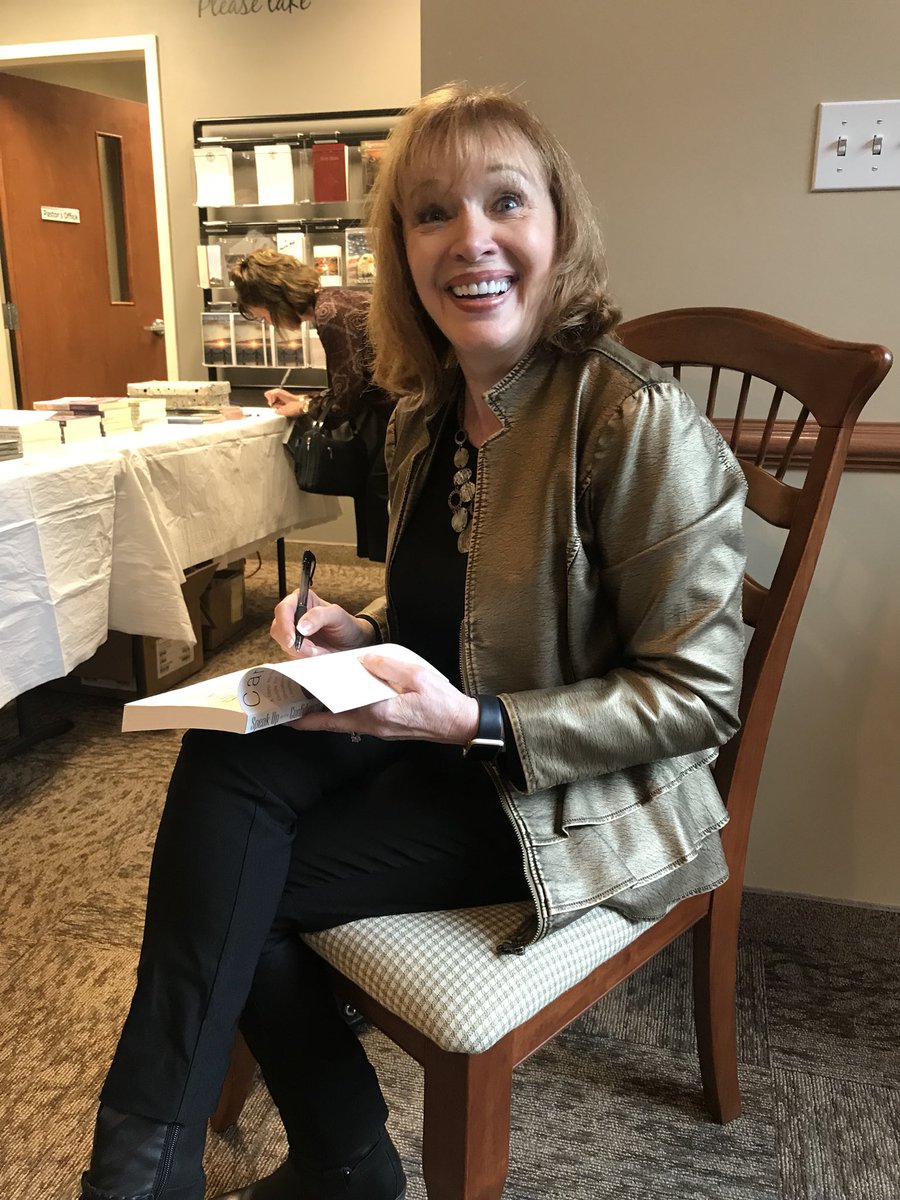 logos_623's tweet photo. Wonderful women’s conference at #LogosBibleChurch in #Pickerington. Thank you @CarolKentSpeaks for sharing your story and God’s grace.

#UnquenchableFaith https://t.co/2h6ud9UjuW