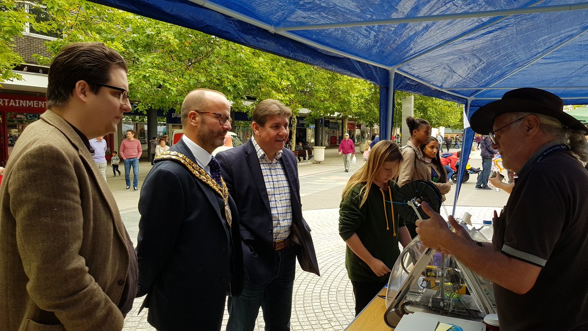 APSchrader's tweet photo. Such a great day at #Basildon Street Science event w/ Mayor @DaddsCouncillor & MP for South Basildon @Metcalfe_SBET. Lots of young people taking part & so very interesting. Massive thanks to @BasildonSTEM for organising! #basildonstreetscience #STEM #education #engineers #science https://t.co/76Wcmhsow7
