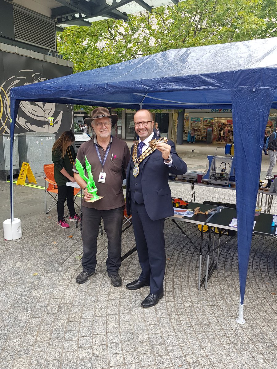 APSchrader's tweet photo. Such a great day at #Basildon Street Science event w/ Mayor @DaddsCouncillor & MP for South Basildon @Metcalfe_SBET. Lots of young people taking part & so very interesting. Massive thanks to @BasildonSTEM for organising! #basildonstreetscience #STEM #education #engineers #science https://t.co/76Wcmhsow7