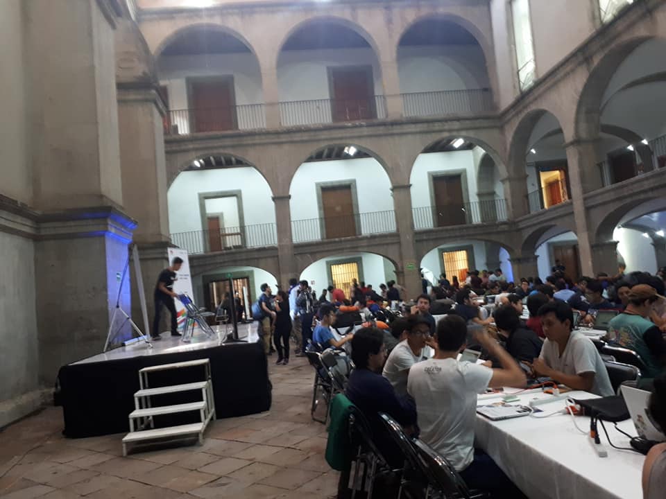 DoopEventsCom's tweet image. @DoopEventsCom Presente en el #MxHacks #HacksV @mx_hacks  EN @palaciodmineria @aldorobles  @AlexisDoli @VaneAkemi Exito a todos!!