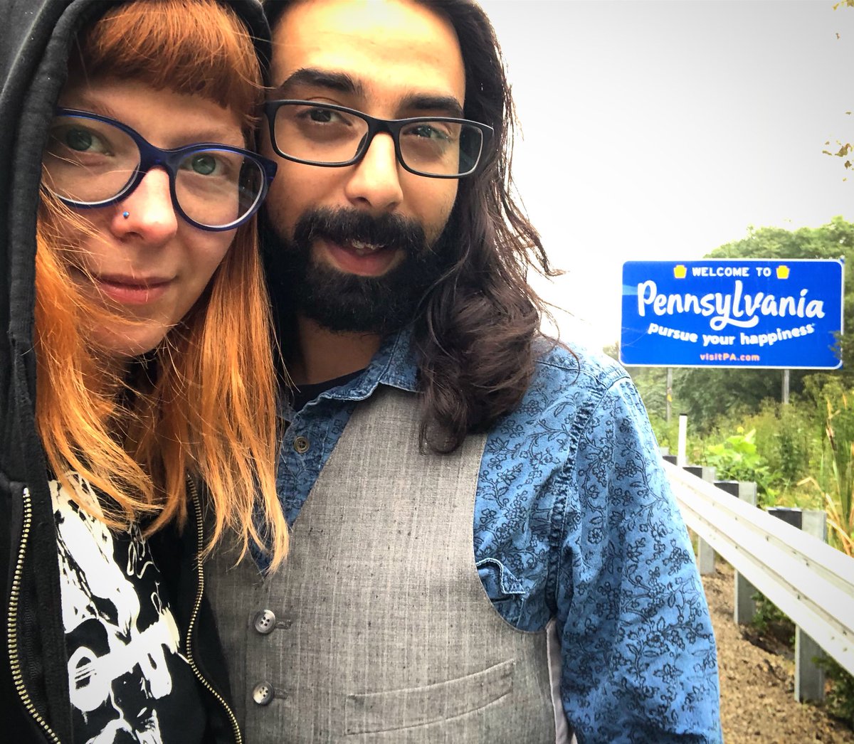 lissvictory's tweet photo. π€π #PITTSBURGH #PA: Sat Sept 8: Last stop on #TransConTour! Fab variety show w #KrishMohan + #LissVictory
WSGs: Sister Sheena, Derek Minto, Brian Crawford
At #HambonesPub 7-10PM #VictoriousMohans #PGH
π΅Music: https://t.co/kRO97oVnZq https://t.co/F6J36d7jOq