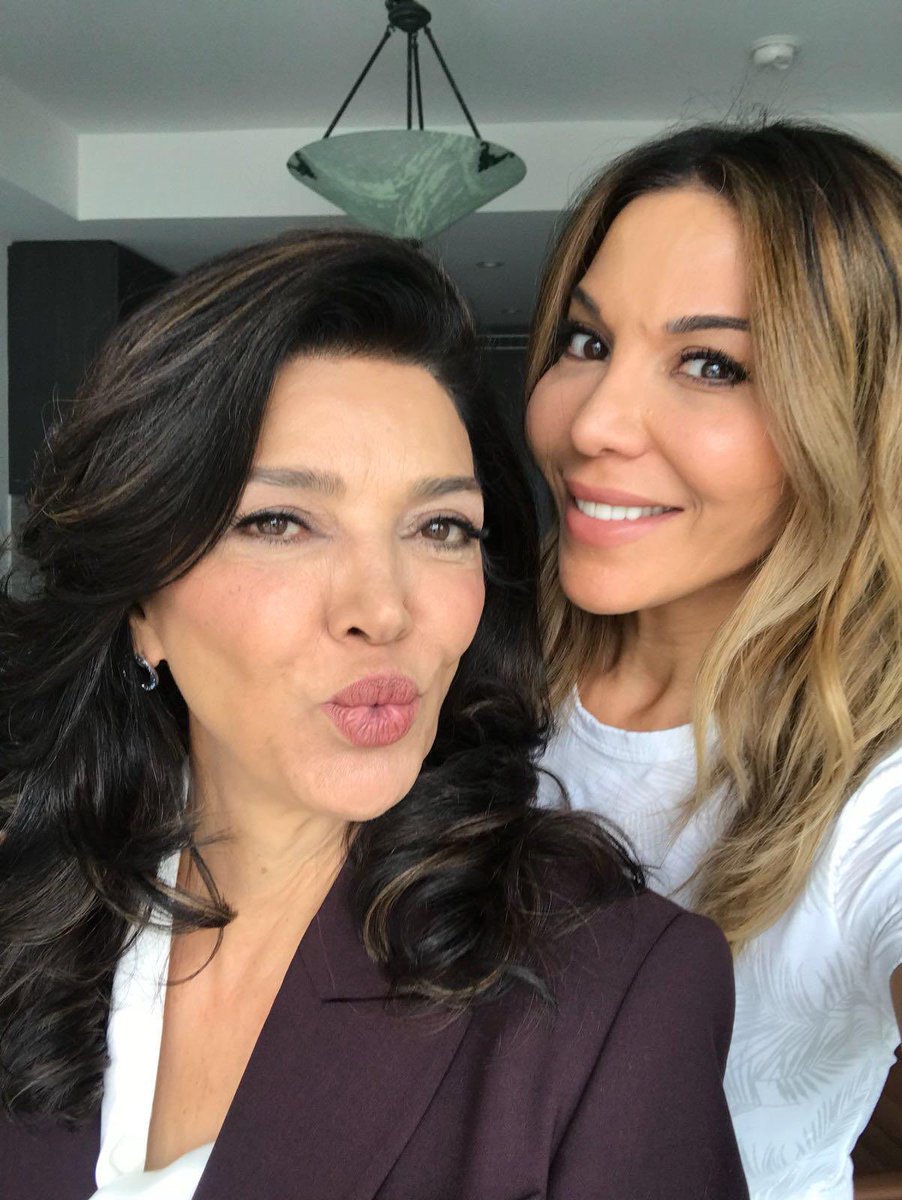 Shohreh Aghdashloo (@saghdashloo) on Twitter photo #TIFF - more Festival glam. Preparing for another panel event with Sabrina Rinaldi 💄 <a href="/srinaldimakeup/">sabrina rinaldi</a>
<a href="/Loreal_makeup/">Lorealmakeup</a> #TIFF - more Festival glam. Preparing for another panel event with Sabrina Rinaldi 💄 <a href="/srinaldimakeup/">sabrina rinaldi</a>
<a href="/Loreal_makeup/">Lorealmakeup</a>