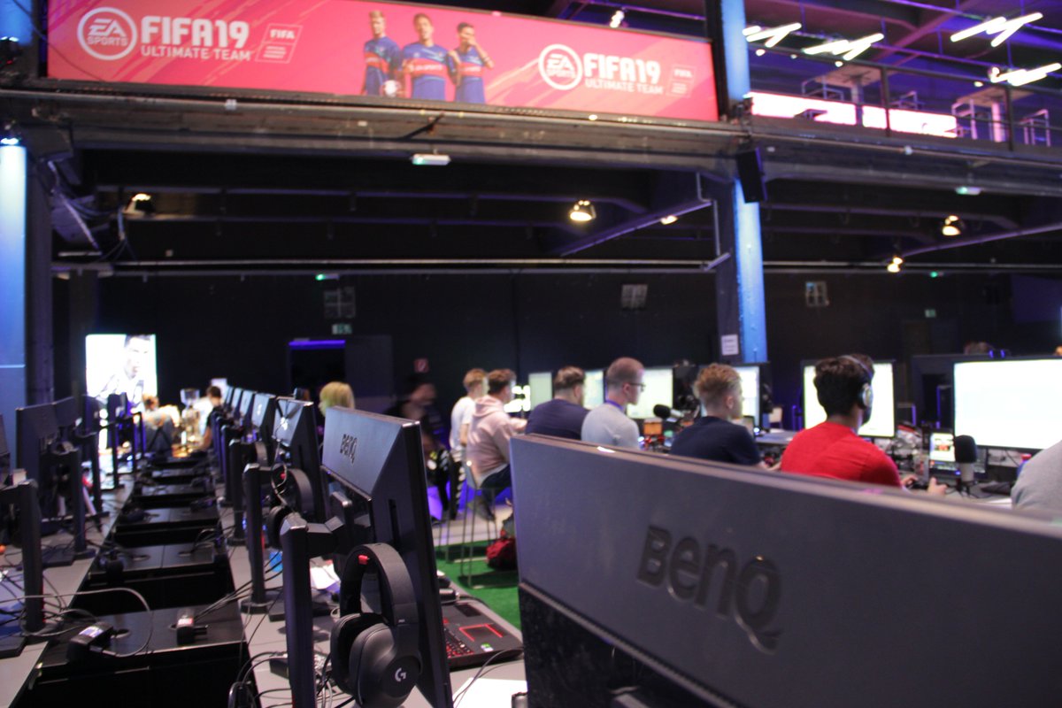 ZOWIEConsole's tweet photo. Some impressions from the official global #FIFA19 Global Capture Event. Our ZOWIE RL monitors are choosen by most of the global FIFA events and tournaments. https://t.co/XRnhyejU6Q