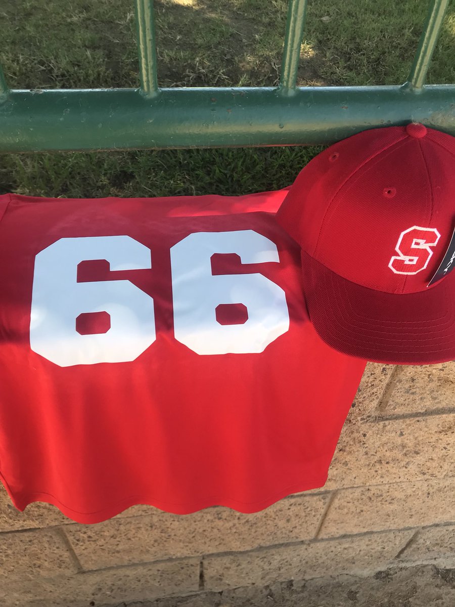 BiggO05's tweet photo. Looking good his FallBall team Stanford! I had nothing to do with the team or number... #RakeSeason https://t.co/4AiWtb45dX
