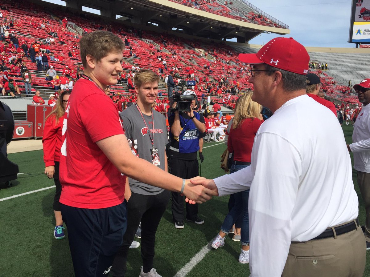 wedig_trey's tweet photo. I'm excited to announce my commitment to UW-Madison.  #OnWisconsin https://t.co/AVBTDSl3h1
