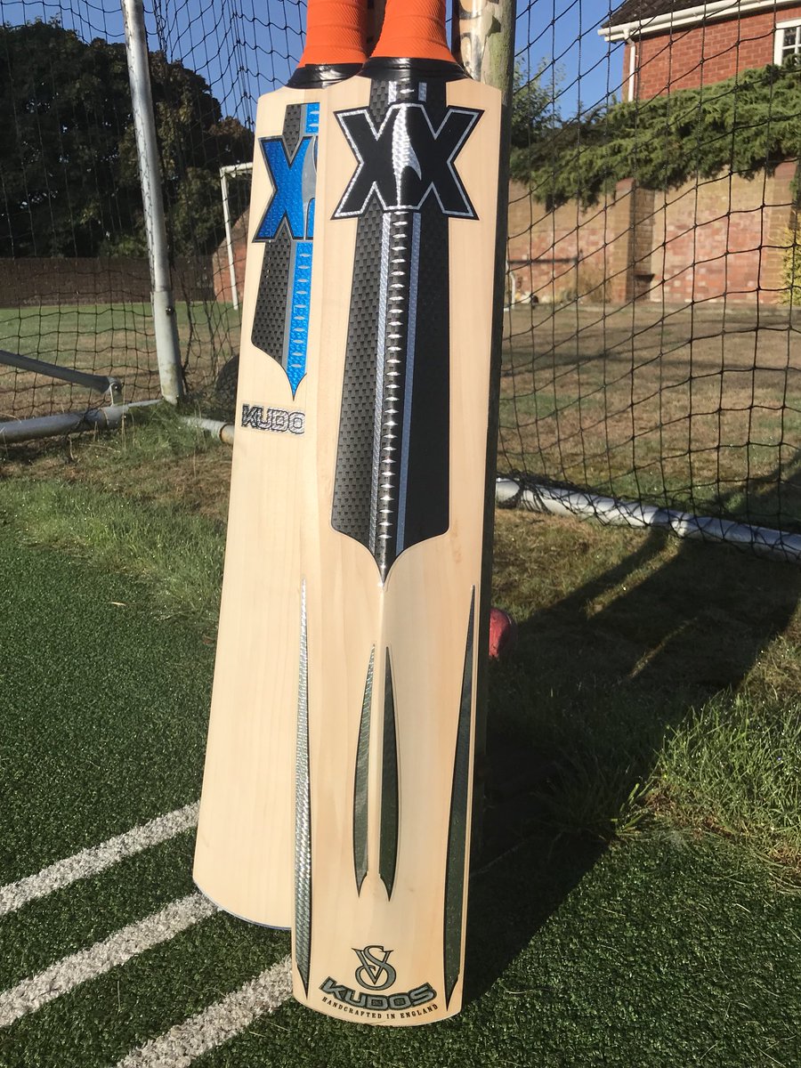 xx_cricket's tweet image. Want to win one of our new 2019 VS Kudos bats ? 
Like , follow and retweet for a chance to win. 
Winner will be picked at random by @OllyStone2 end of September. #goodluck 
@MdpMinx22 @Edical30 @suliebenn @118chrisbrown @samarthurton @RedMistCricket @NorfolkCB @GtWitchinghamCC