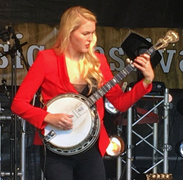 Happiness is ... listening to Ashley Campbell on the Nashfield Stage, on a beautiful afternoon, at the Millport Country Music Festival! Highlight of the weekend for me. <a href="/ashcambanjo/">Ashley Campbell</a> <a href="/millportcountry/">MillportCountryMusic</a> #lovethebanjo #thankyousomuch