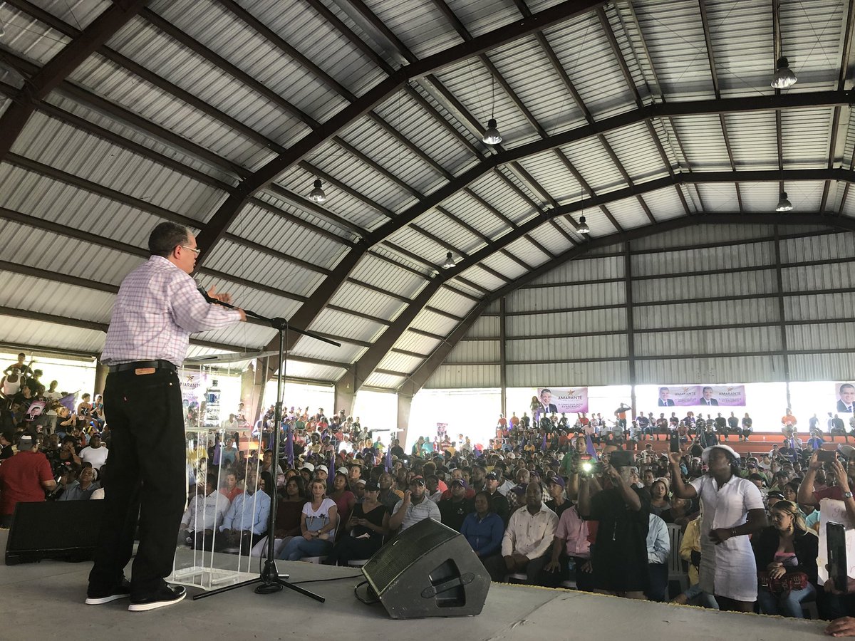 Vengo de la base del PLD,  conozco sus necesidades y conmigo en la presidencia del país, tendrán mayor poder en los barrios y las comunidades. 

#SDNSigueConAmarante [Santo Domingo Norte revienta el Salón Multiusos de Sabana Perdida con AMARANTE]