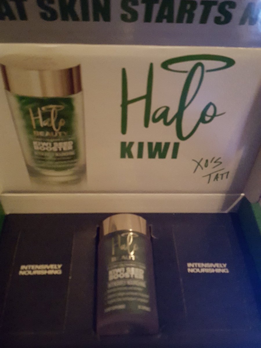 aura_my's tweet photo. Yay finally I got the kiwi!! @GlamLifeGuru @HaloBeauty https://t.co/PLVMZNGPkU
